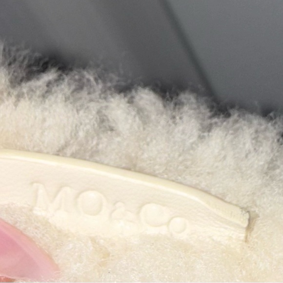 Cabincore Mo&Co Elegant Cream Shearling Crossbody Bag - Picture 7 of 11